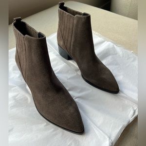 Marc Fisher Yolli Bootie suede NWT size 8